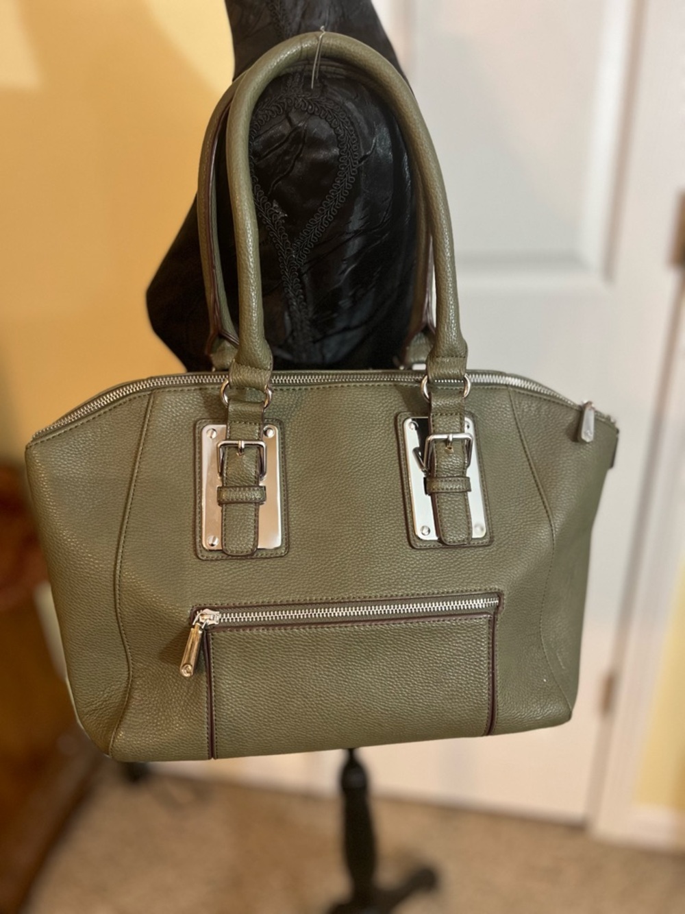Source Unknown Olive Green Pebbled Satchel with Silver Hardware